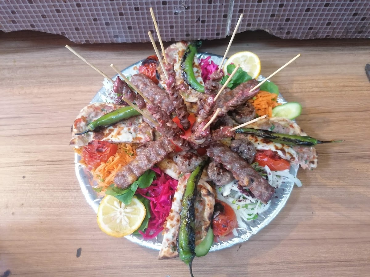Yıldız Köfte Ve Izgara Salonu - Ünlü Çine Köftesi-6